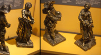 Travelling lanternists statuettes Travelling lanternists statuettes